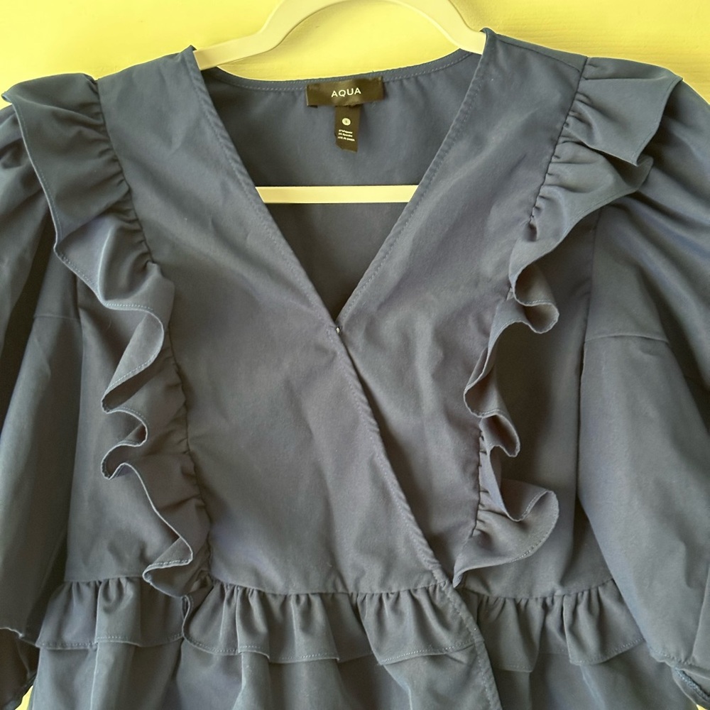 Women’s Aqua top size small navy blue - Picture 2 of 6